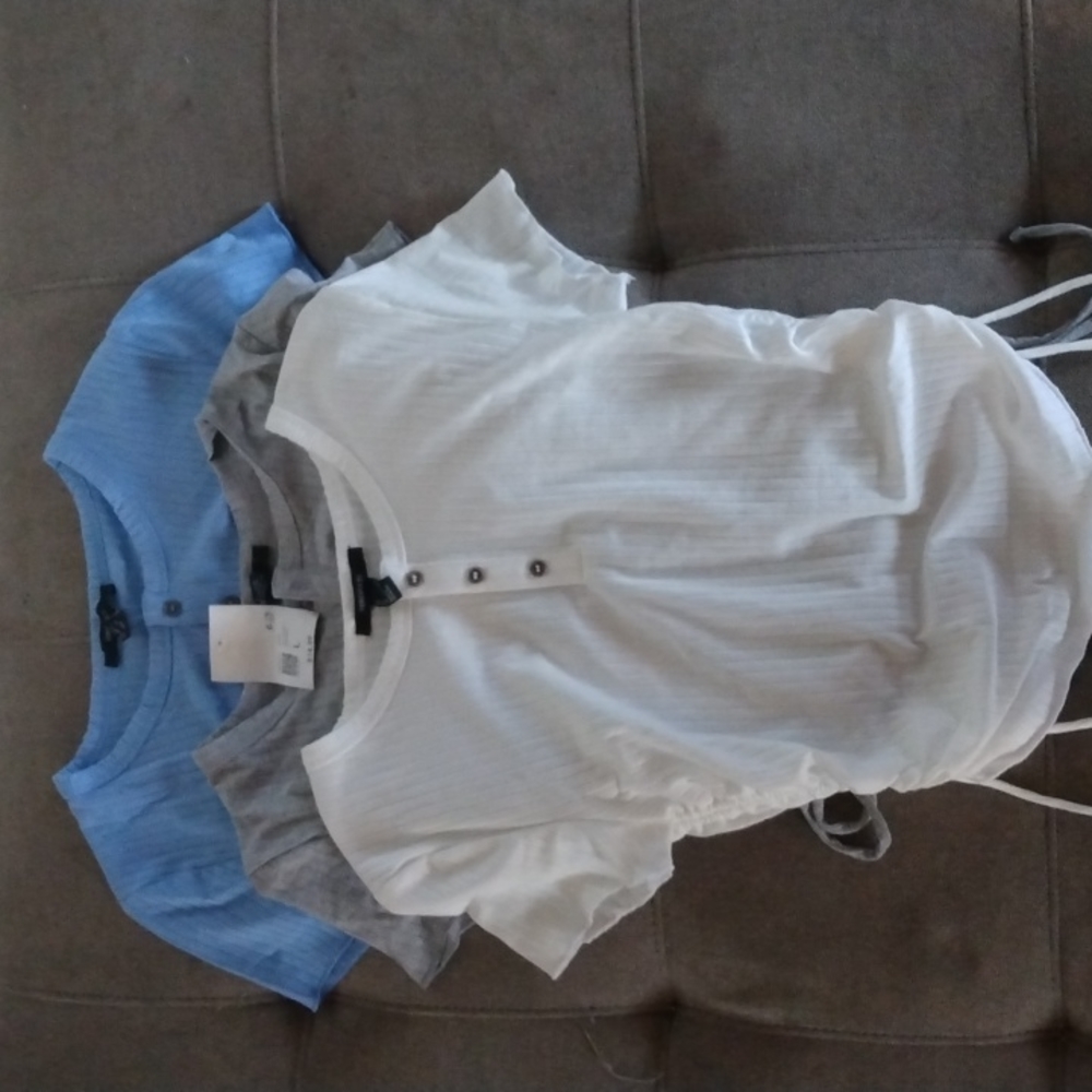 3 Scrunch Shirts 🖤